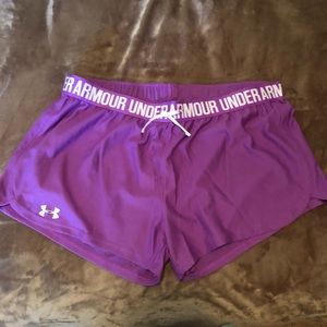 Under Armour Short NWOT